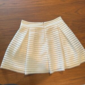 Express Cream Mini Skirt with Pleated Ribbed Design